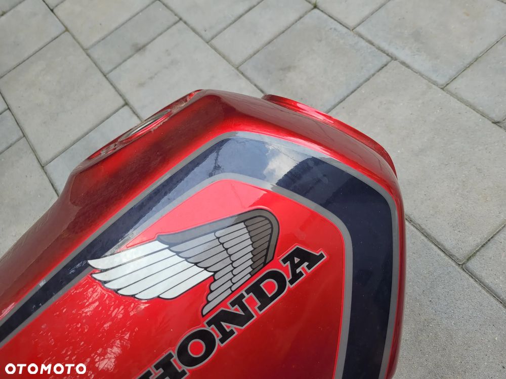 Bak, zbiornik paliwa Honda VT 500E - 21