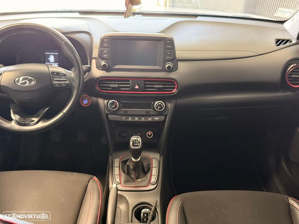 Hyundai Kauai 1.0 T-GDi Pele/Tecido Vermelho - 16