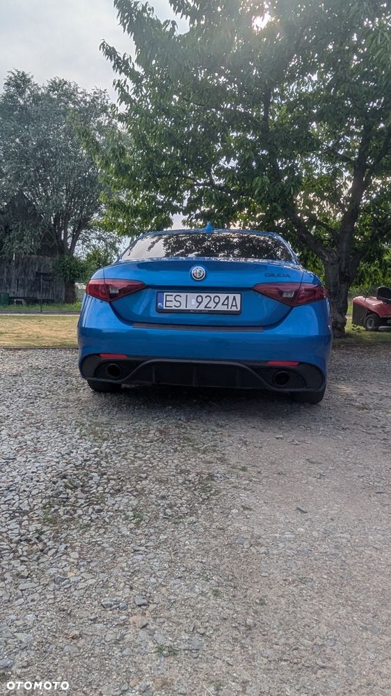 Alfa Romeo Giulia - 4