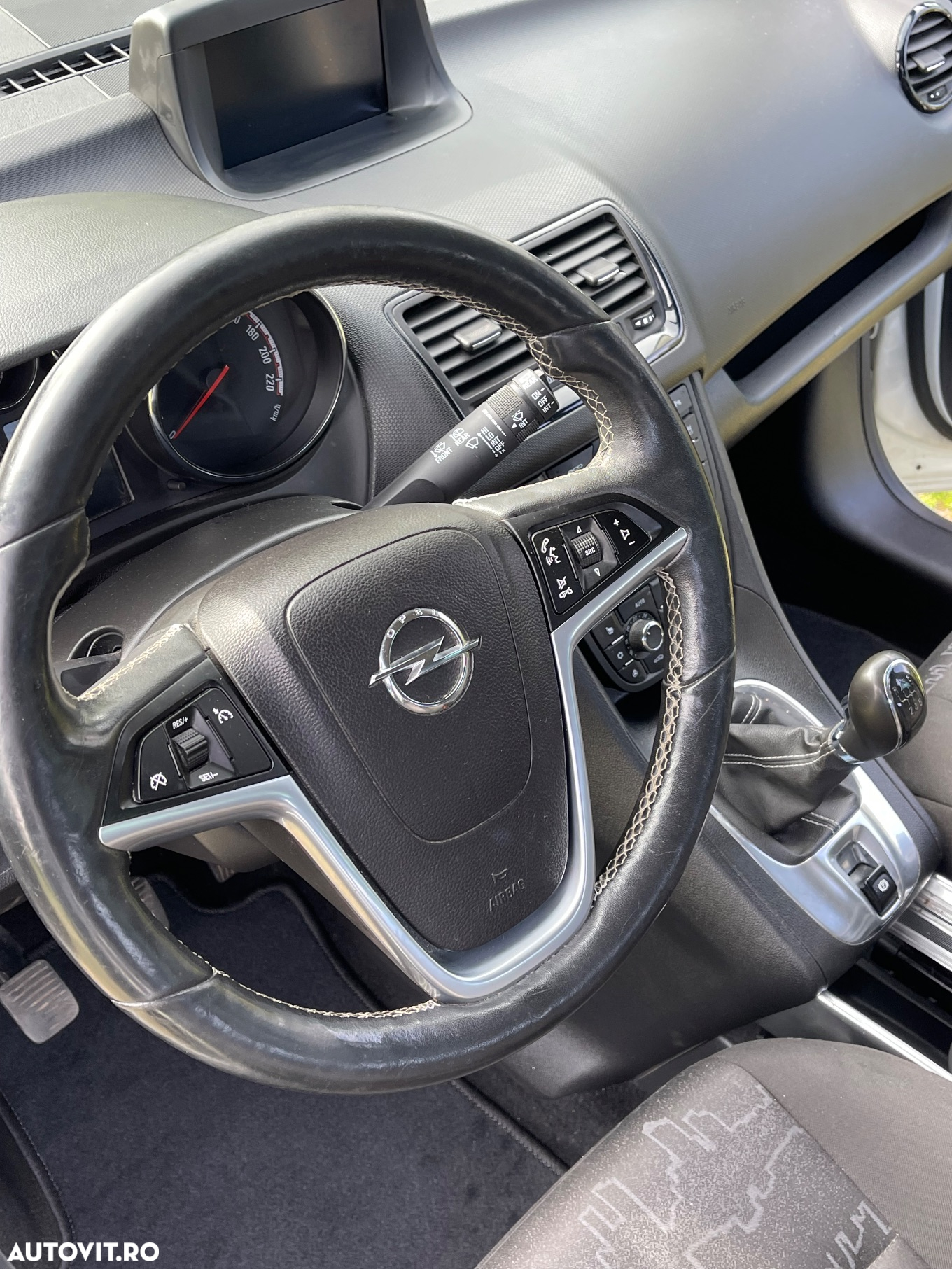 Opel Meriva - 10