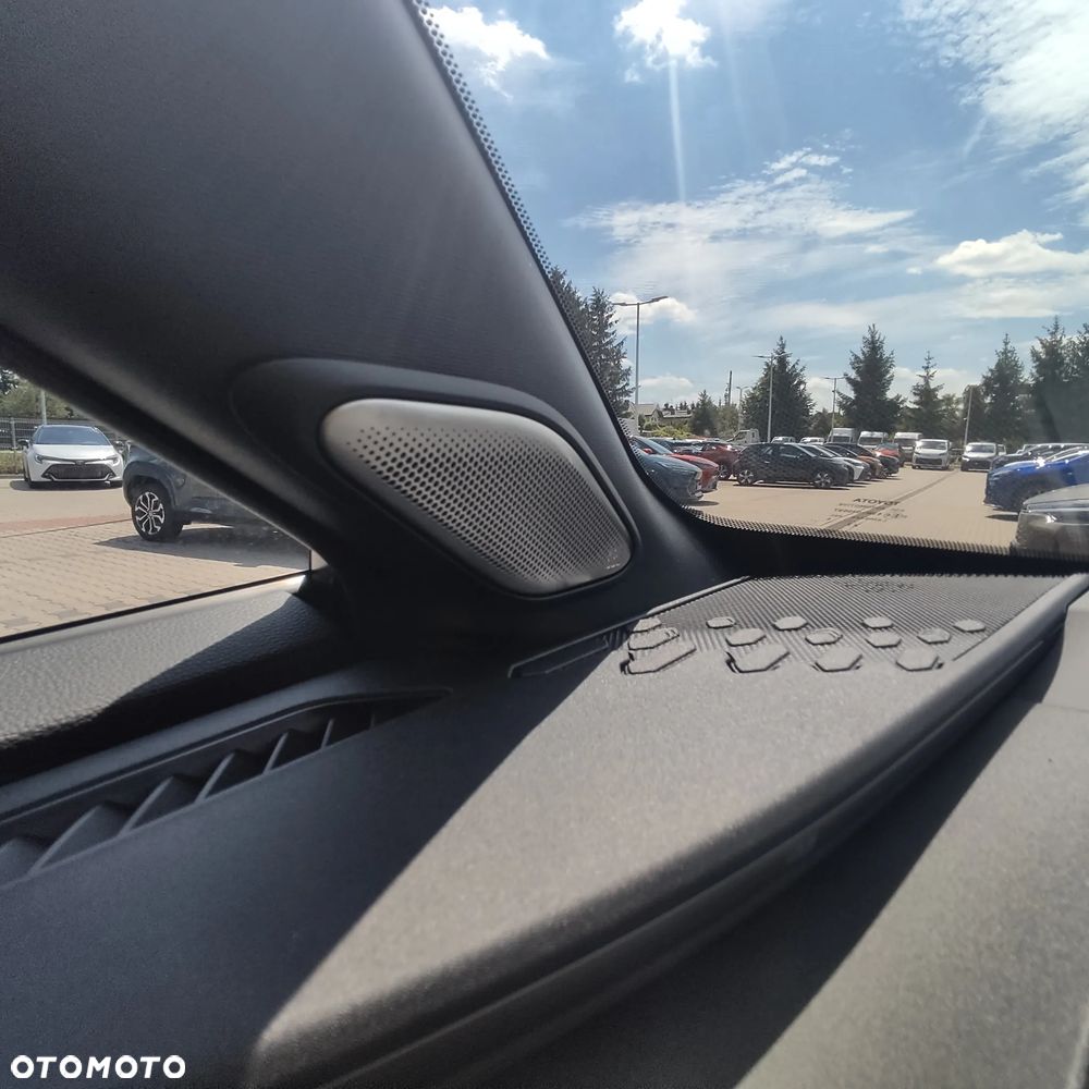 Toyota C-HR 2.0 Hybrid Dynamic Force Tokyo Edition - 31