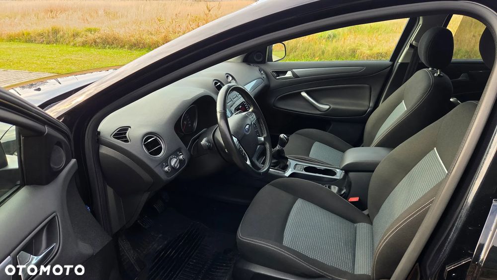 Ford Mondeo 2.0 Platinium X - 22