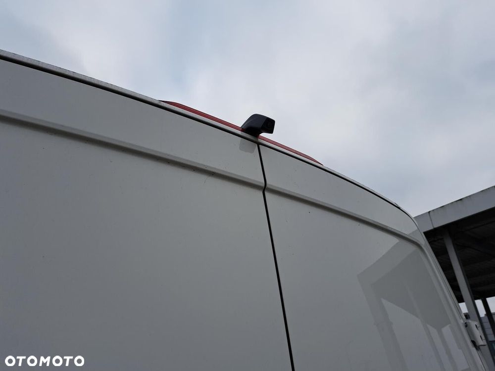 Volkswagen Crafter 35 furgon , 2,0 TDI 177KM, przedni, 6-bieg manualna 3640 mm, Euro 6 - 12
