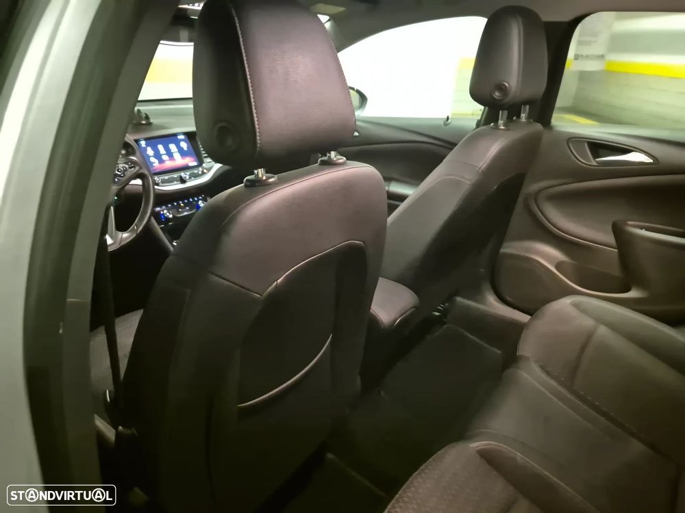 Opel Astra Sports Tourer 1.6 CDTI Innovation S/S - 24