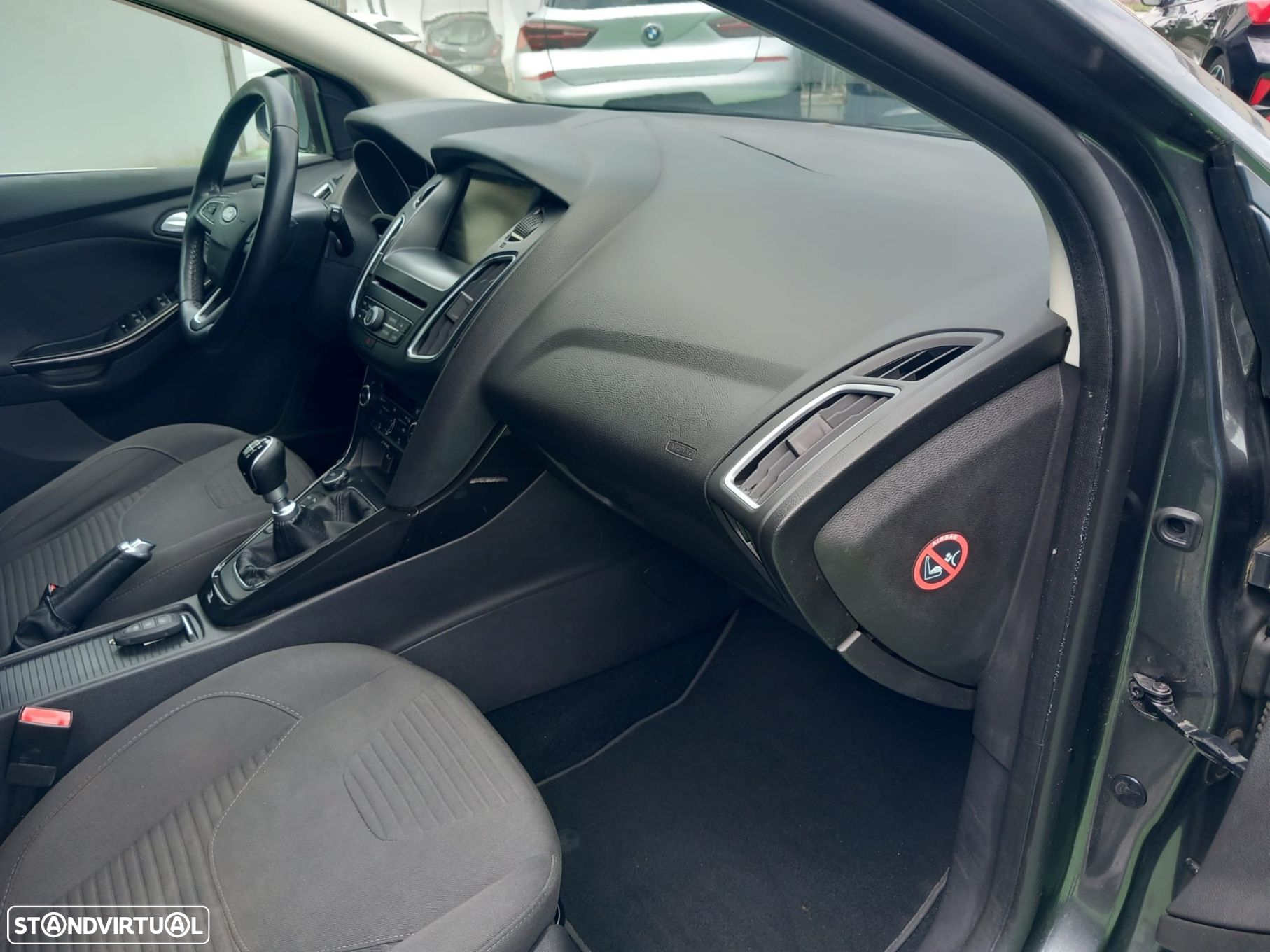 Ford Focus SW 1.0 SCTi Trend - 12