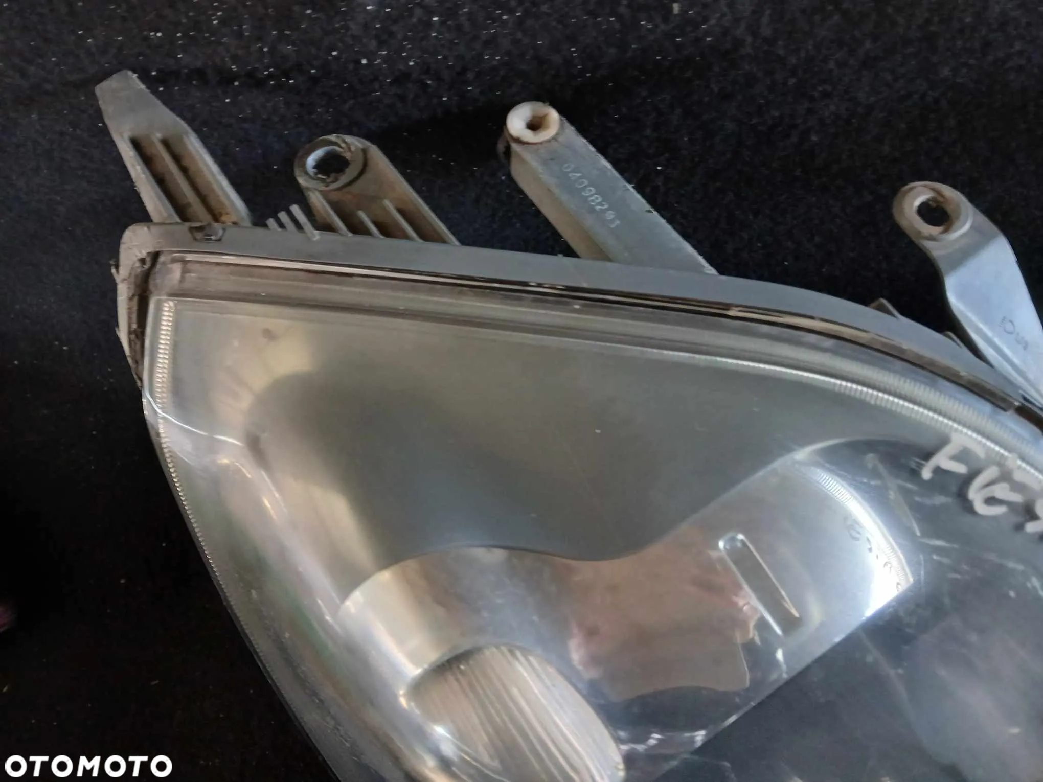 Ford Fiesta Mk6 Lift Lampa przednia prawa, lewa - 2