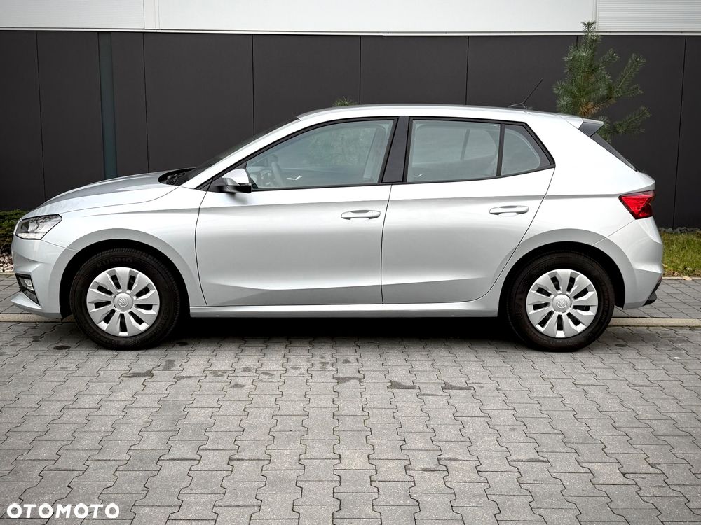 Skoda Fabia 1.0 Essence - 7