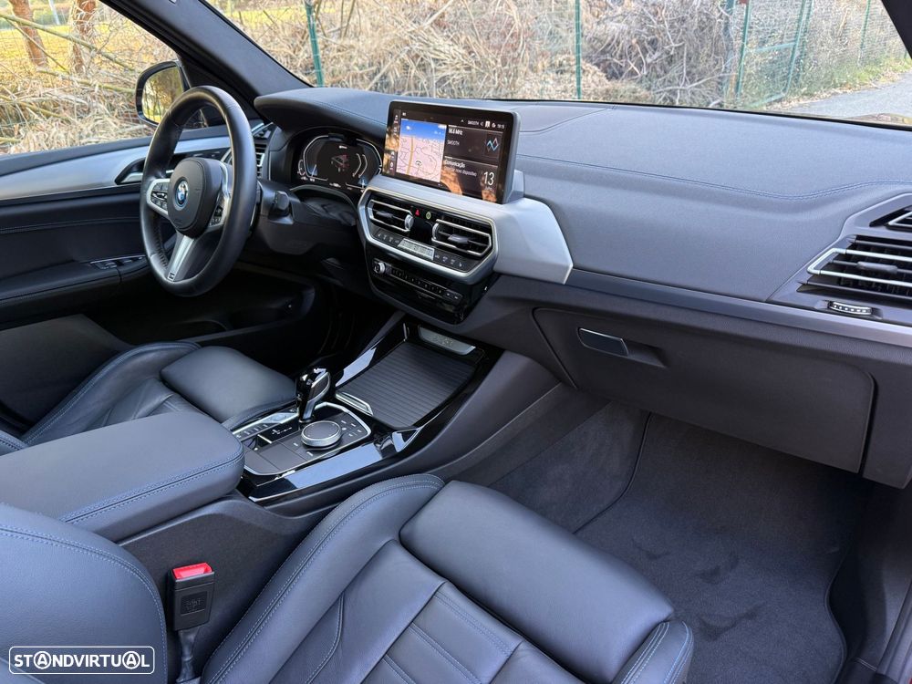 BMW X3 30 e xDrive Pack M — fotografia 33