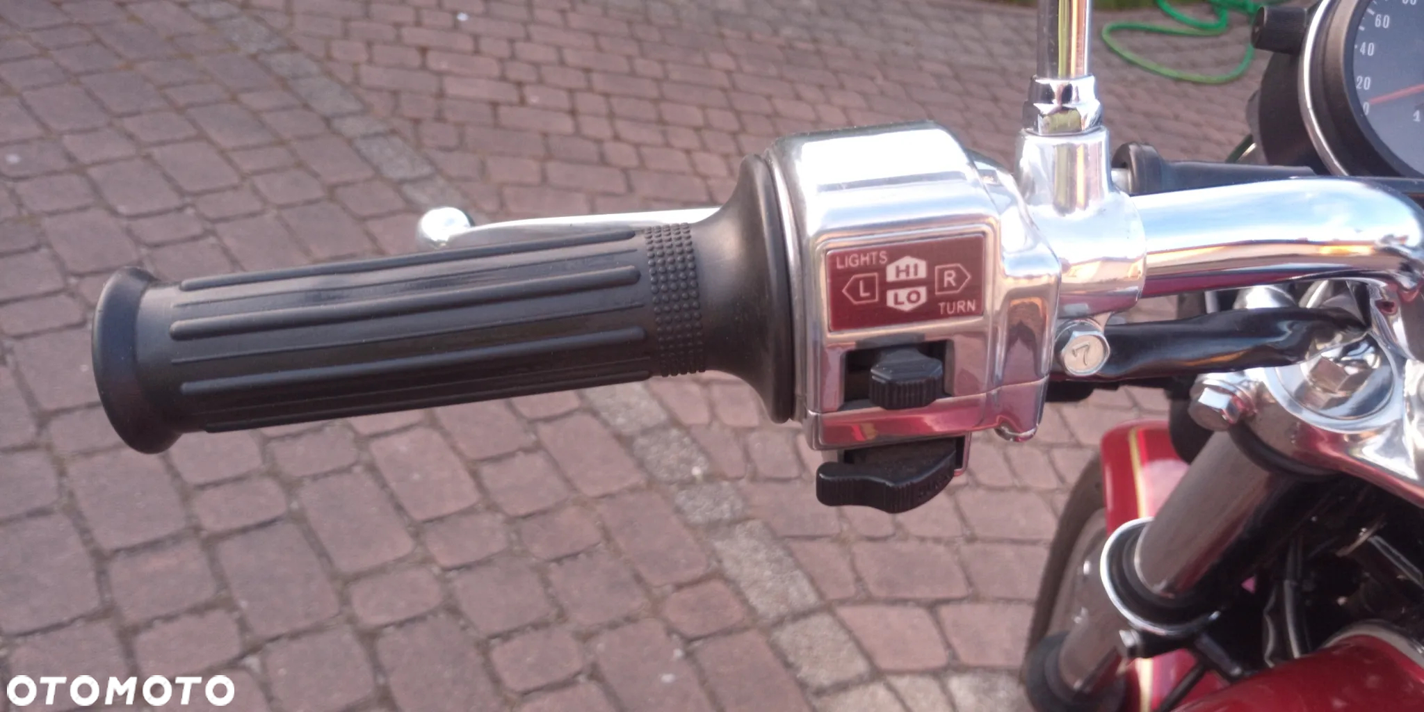 Suzuki GS - 9