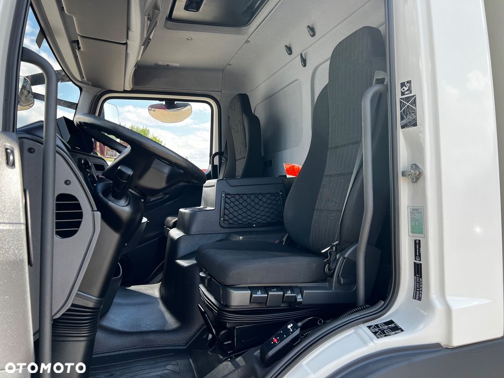 Mercedes-Benz ATEGO - 26