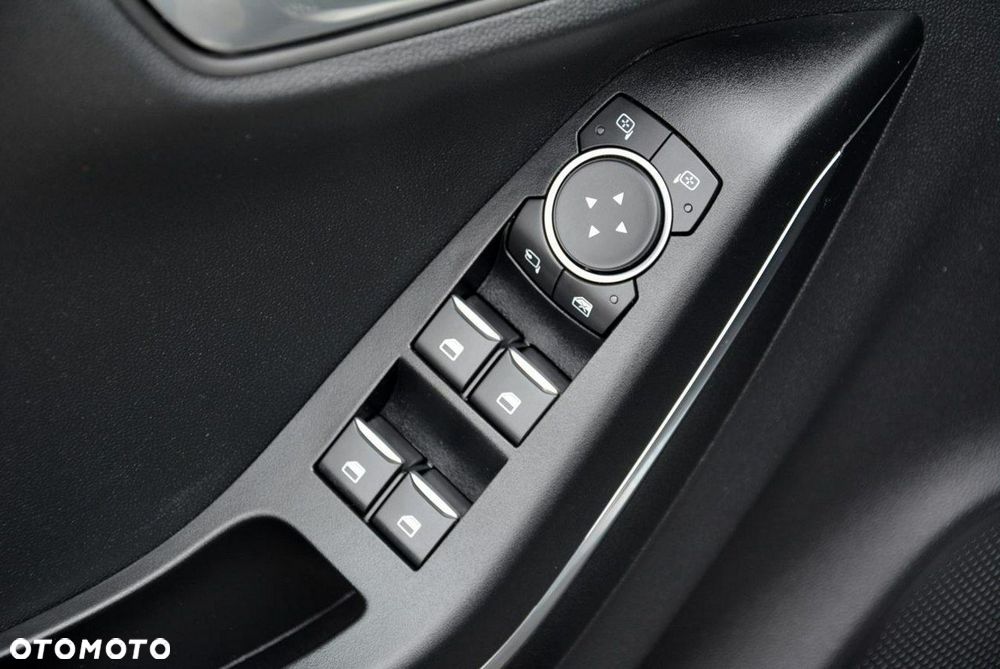 Ford Puma 1.5 EcoBlue TITANIUM - 31