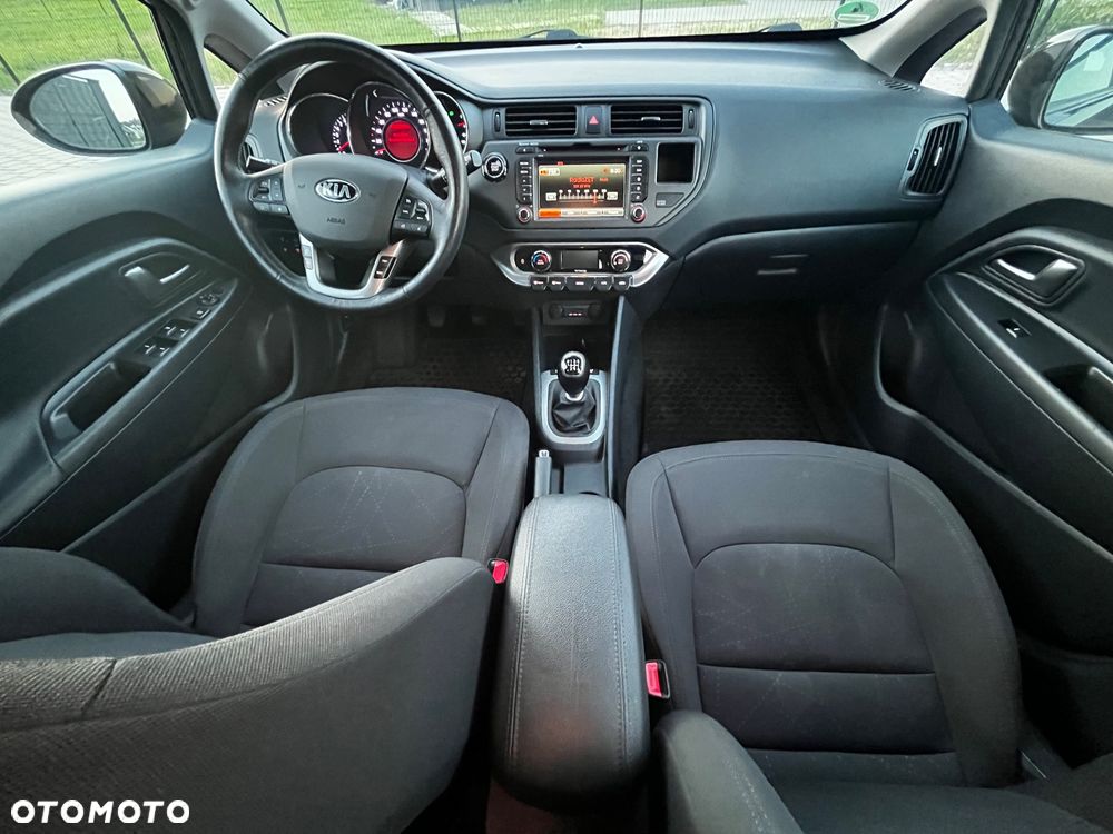 Kia Rio 1.4 Spirit - 8