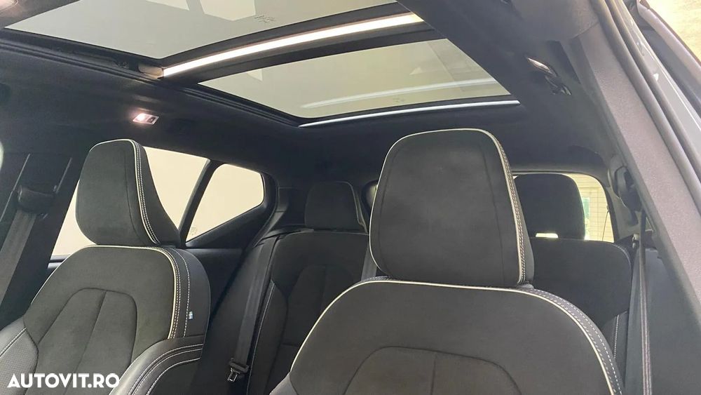 Volvo XC 40 D4 AWD R-Design - 22