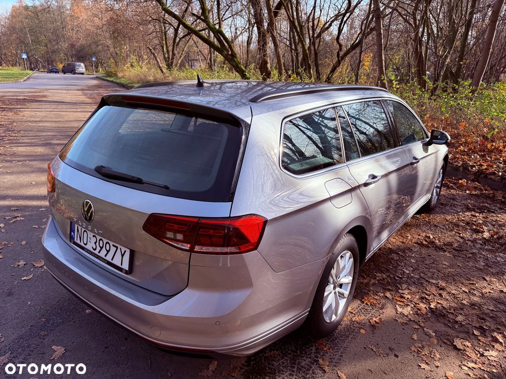 Volkswagen Passat Variant 2.0 TDI EVO Business DSG - 10