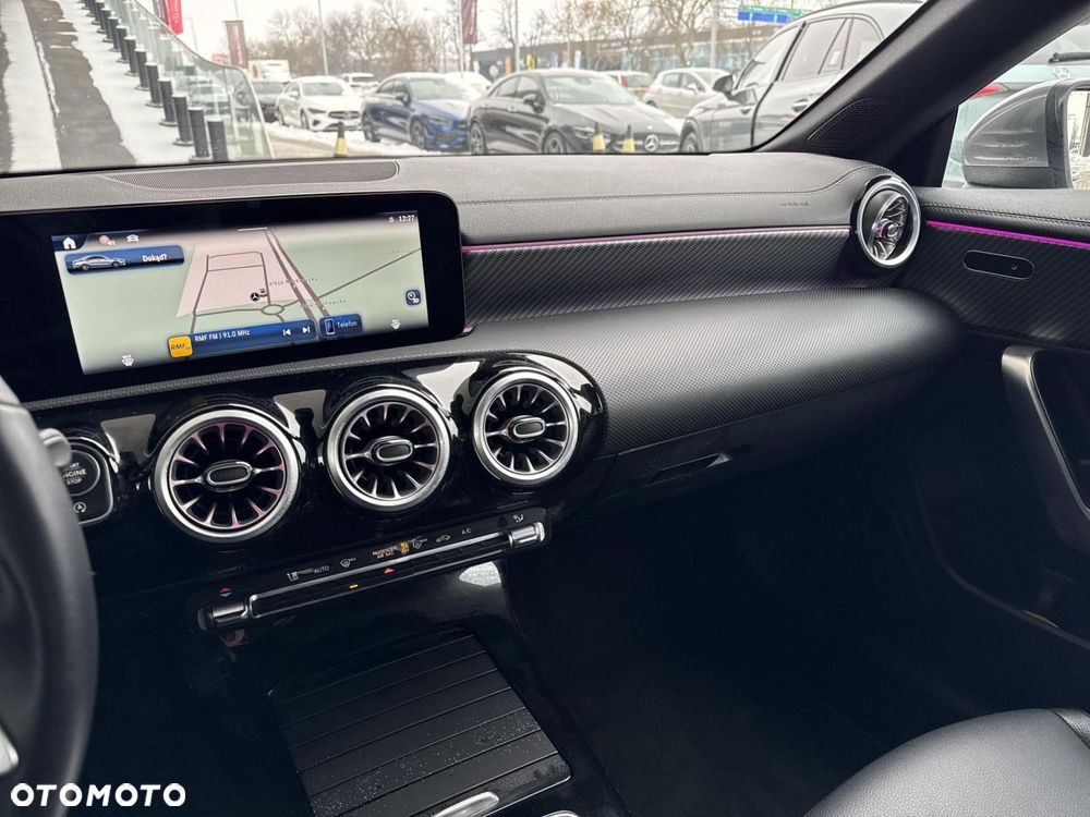 Mercedes-Benz CLA - 14