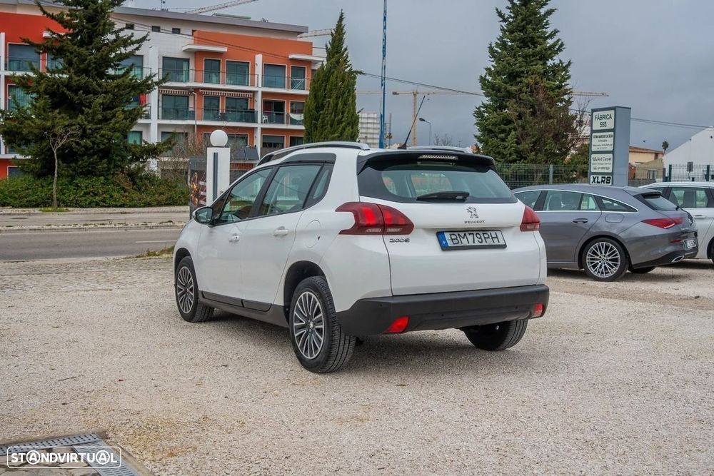 Peugeot 2008 PureTech 110 GPF Stop&Start EAT6 Signature - 14