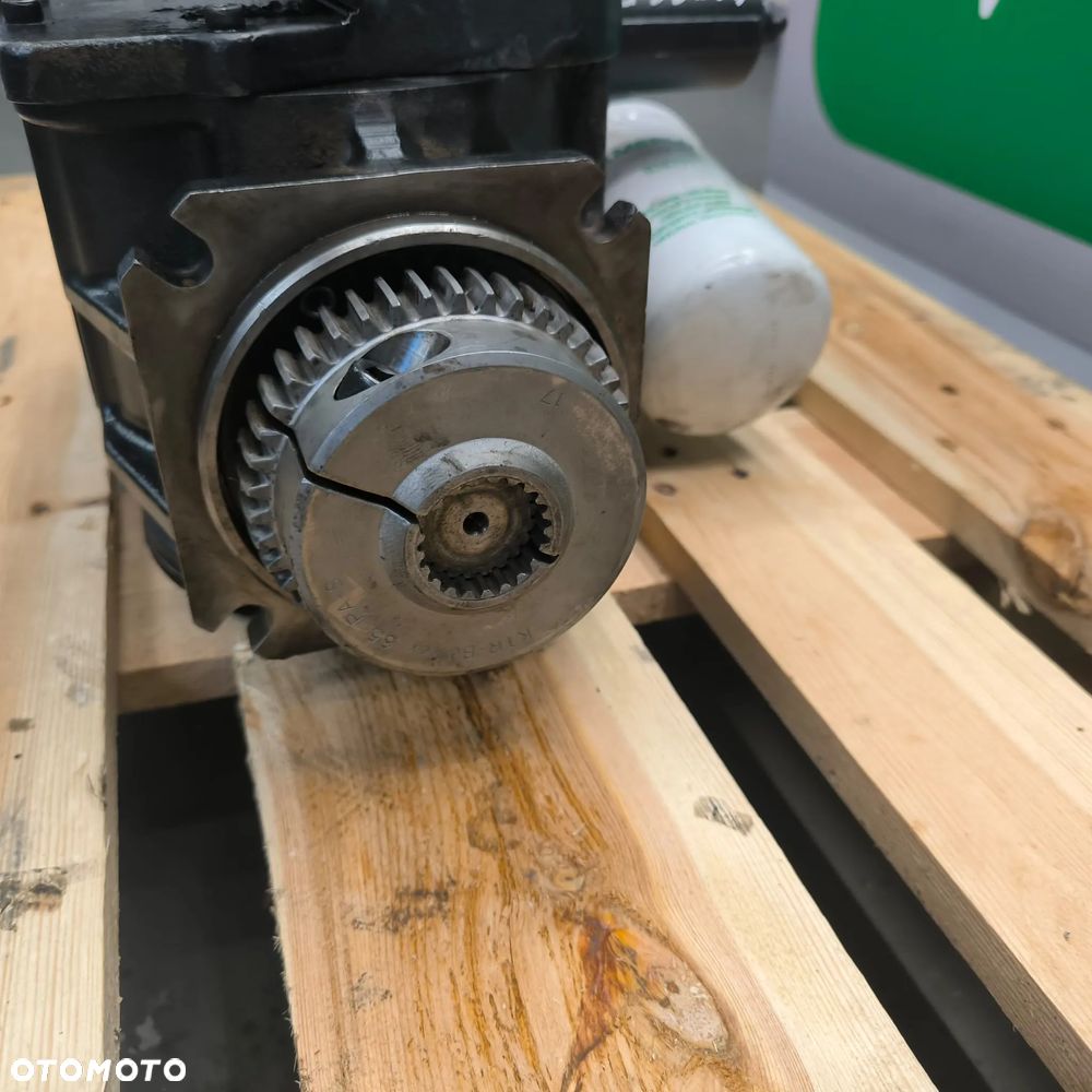 Pompa jazdy 516156 Sauer Danfoss 90R075 Massey Ferguson 9407 - 8