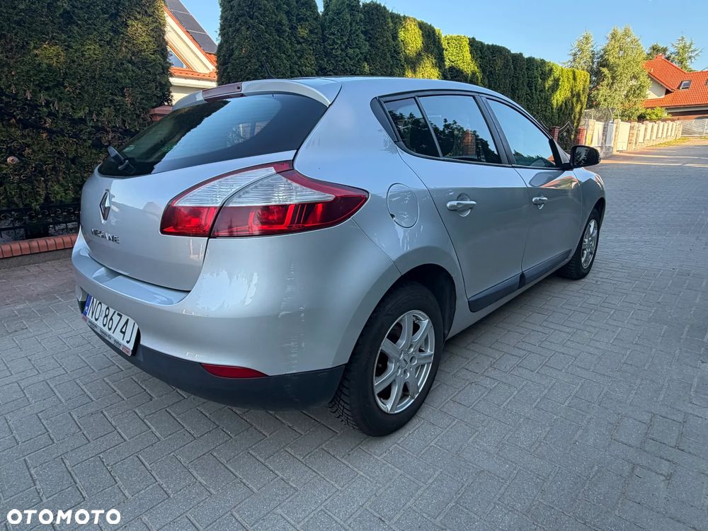 Renault Megane 1.5 dCi Expression - 6