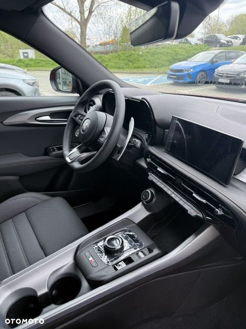 Alfa Romeo Tonale 1.5 T4 GSE mHEV Veloce DCT - 12