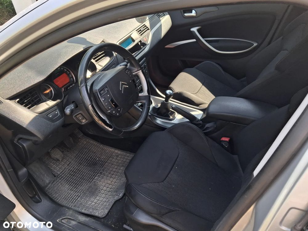 Citroën C5 1.6 HDi Attraction - 4
