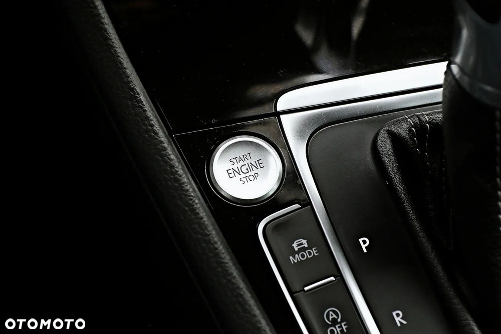 Volkswagen Golf GTD 2.0 TDI SCR DSG - 26