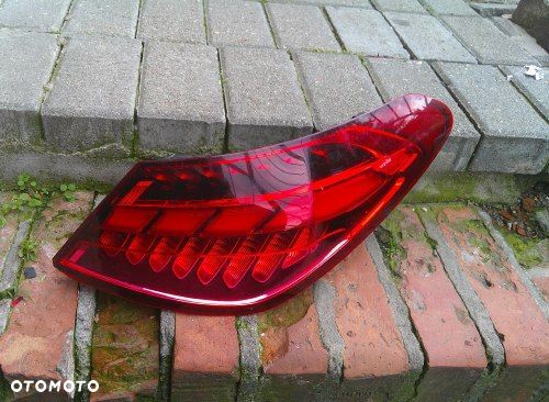 MERCEDES C KLASA W206 SEDAN 21+ LED LAMPA TYLNA PRAWA A2069062701 ORYGINAŁ - 1