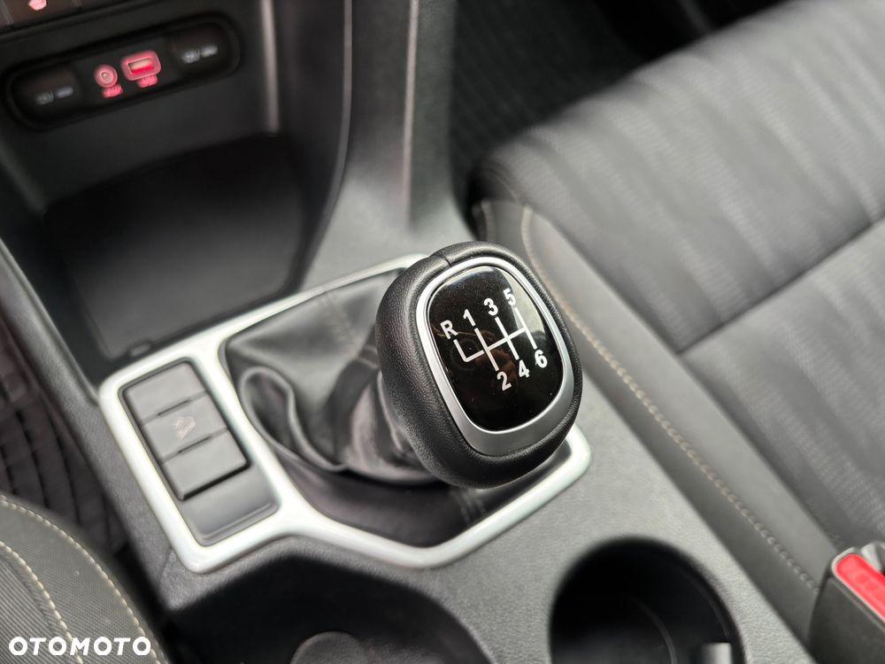 Kia Sportage - 18