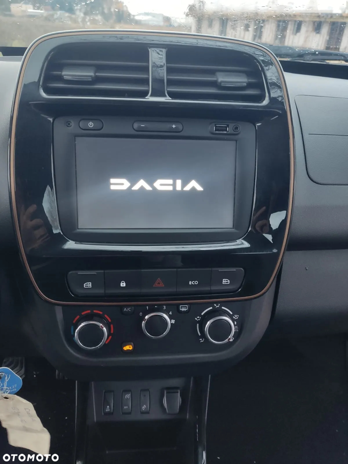 Dacia Spring - 23