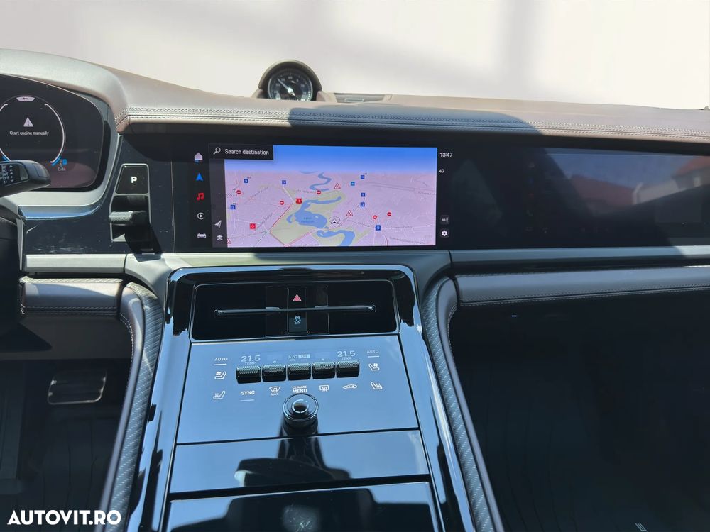 Porsche Panamera 4 - 15