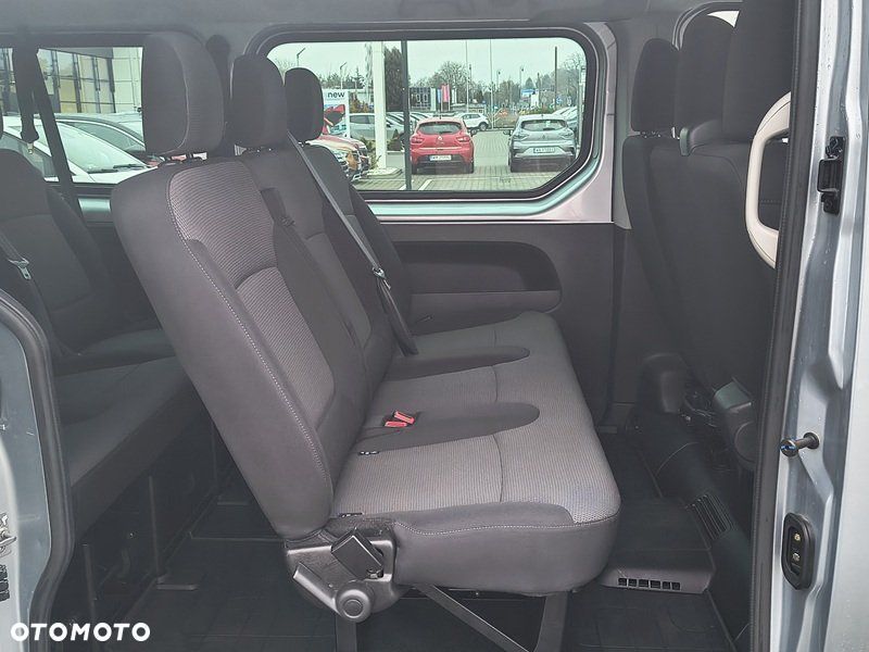 Renault Trafic - 26