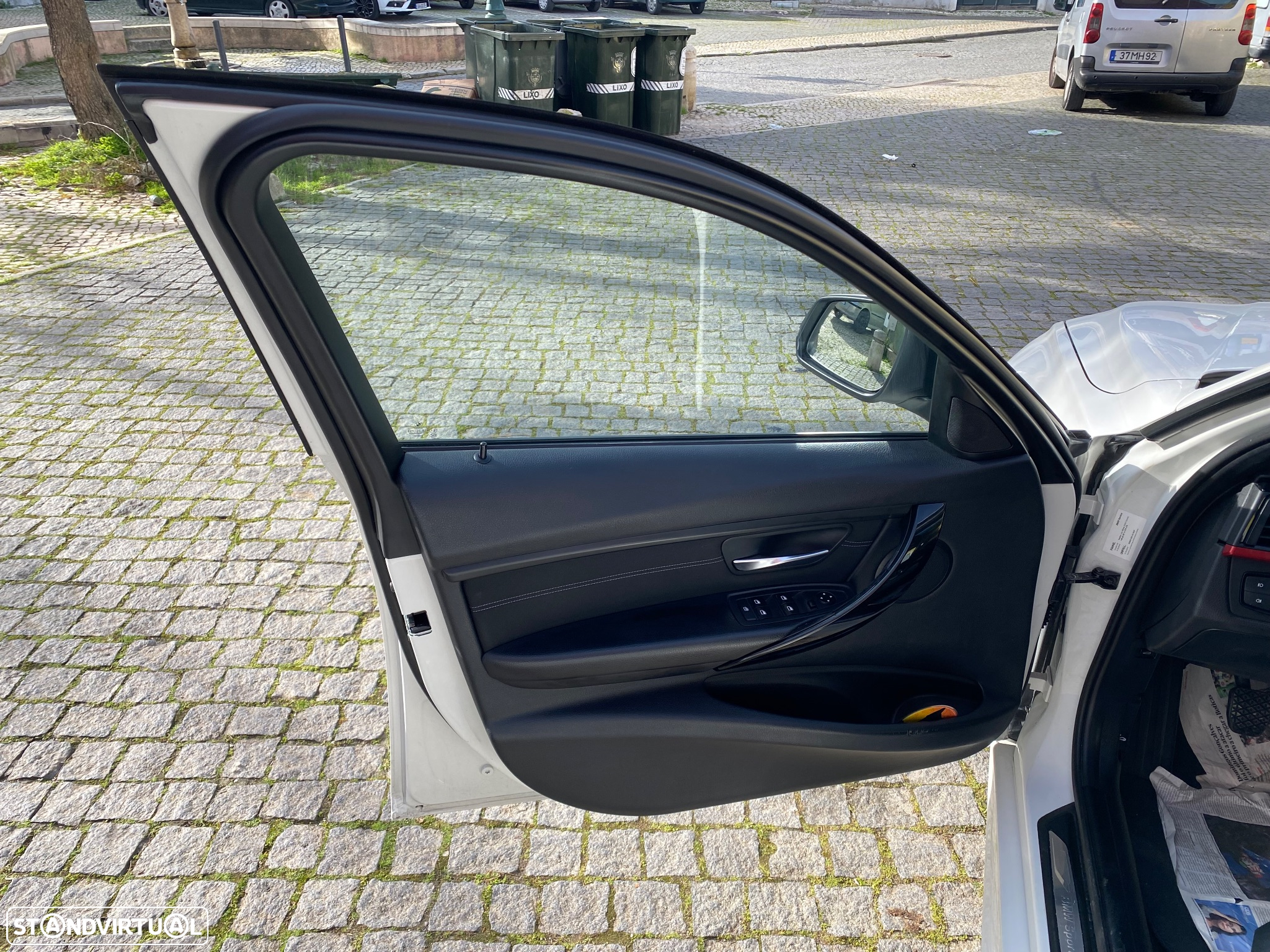 BMW 318 d Touring Pack M - 25