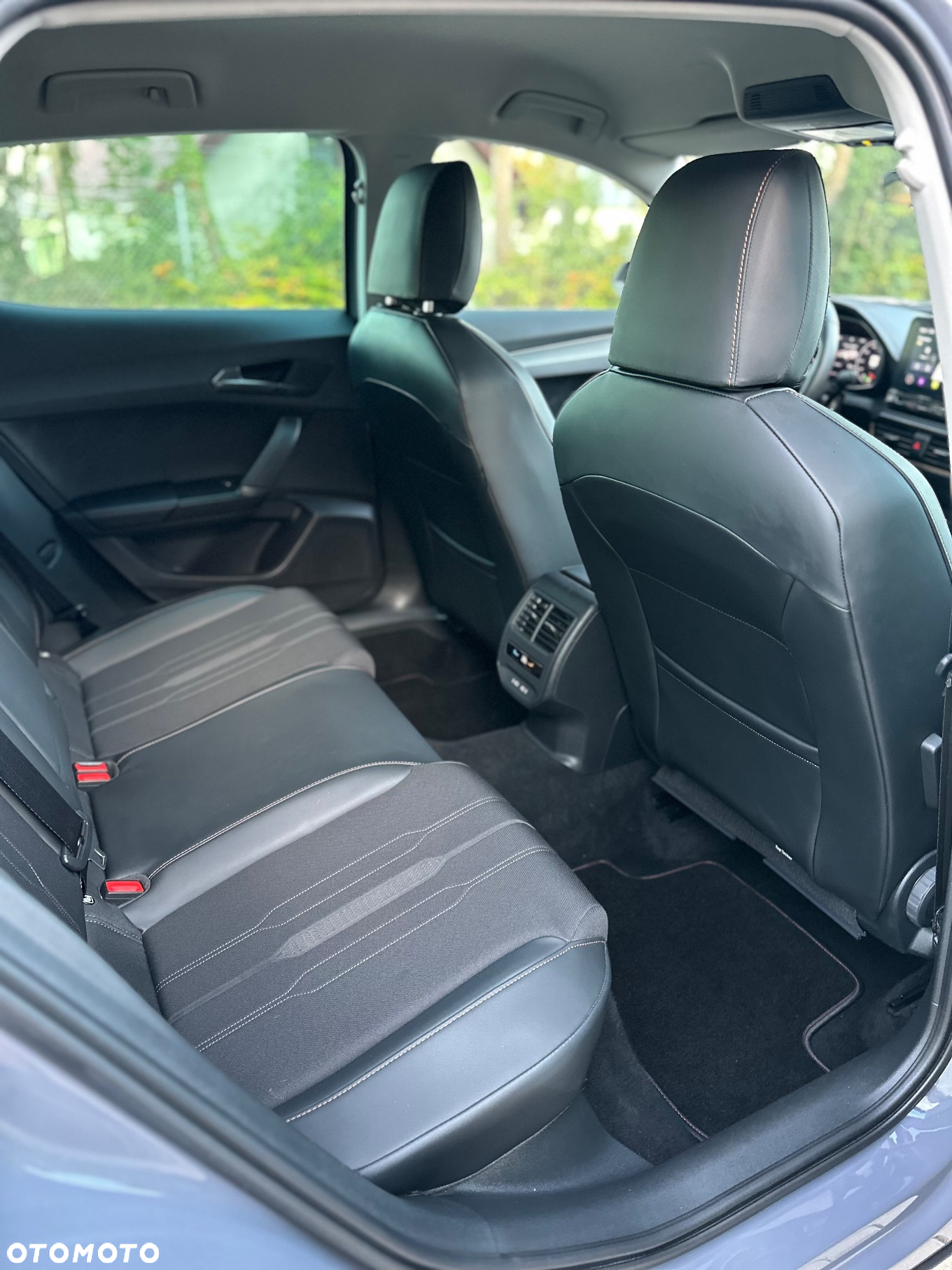 Cupra Formentor 1.4 e-Hybrid DSG Priority - 25
