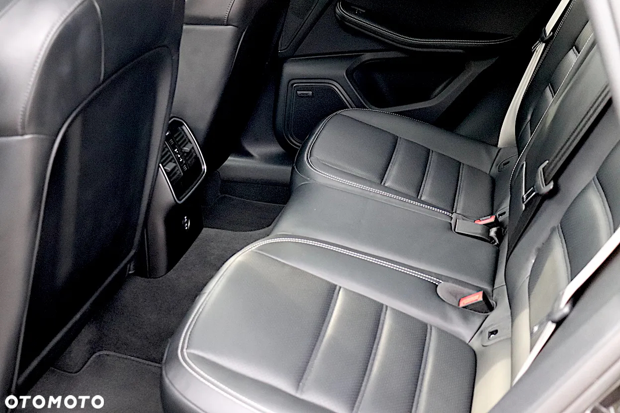 Porsche Macan - 19