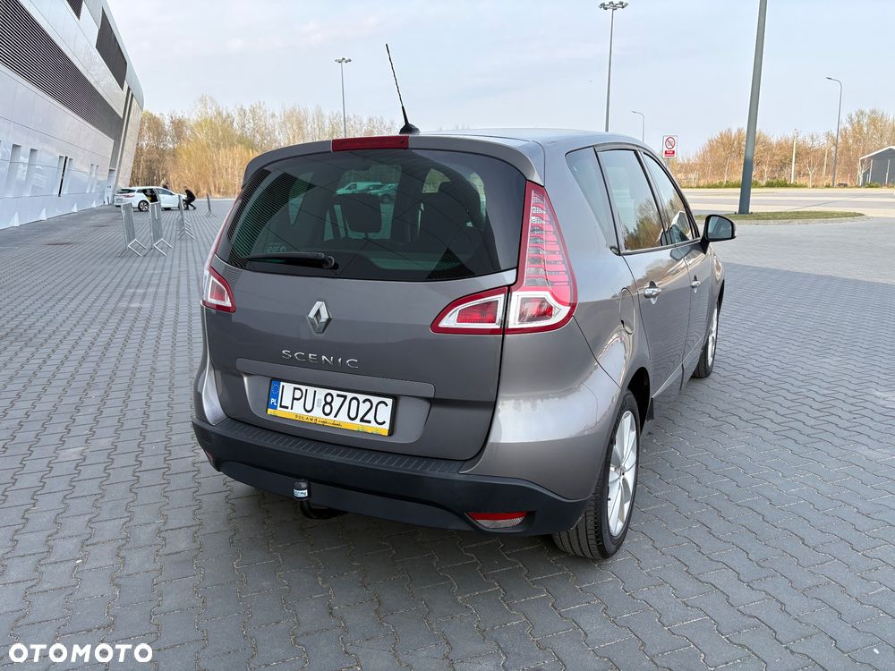 Renault Scenic 1.6 16V 110 Dynamique - 6