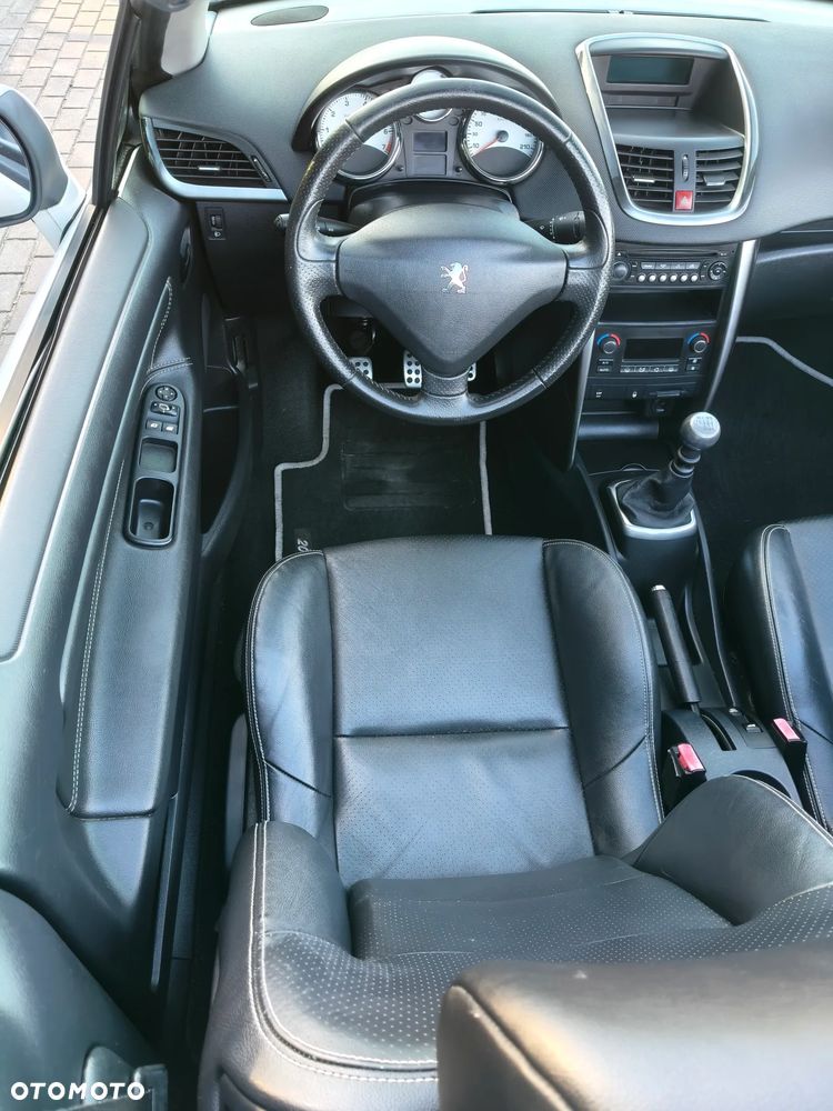 Peugeot 207 CC 155 THP Black&White Edition - 22