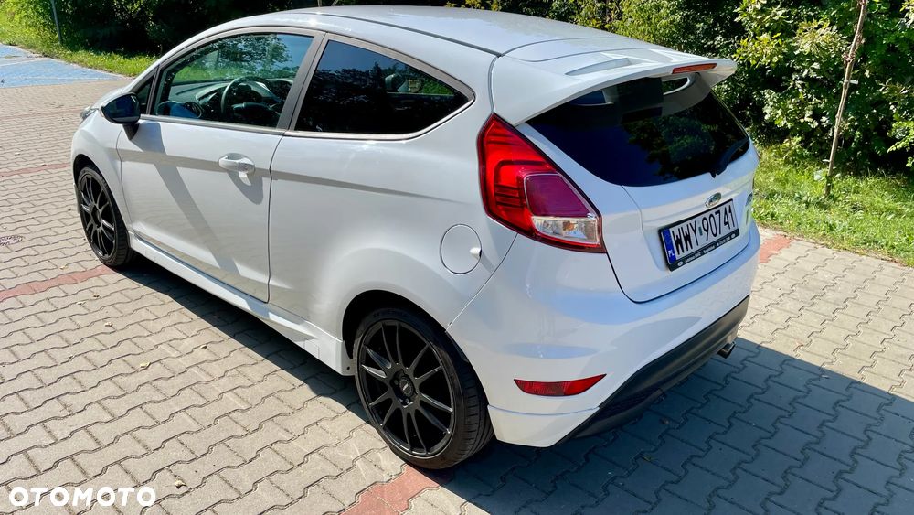Ford Fiesta - 8