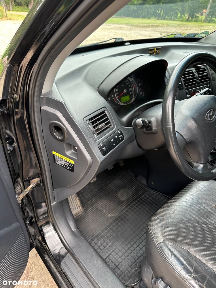 Hyundai Tucson 2.0 Comfort 2WD - 10