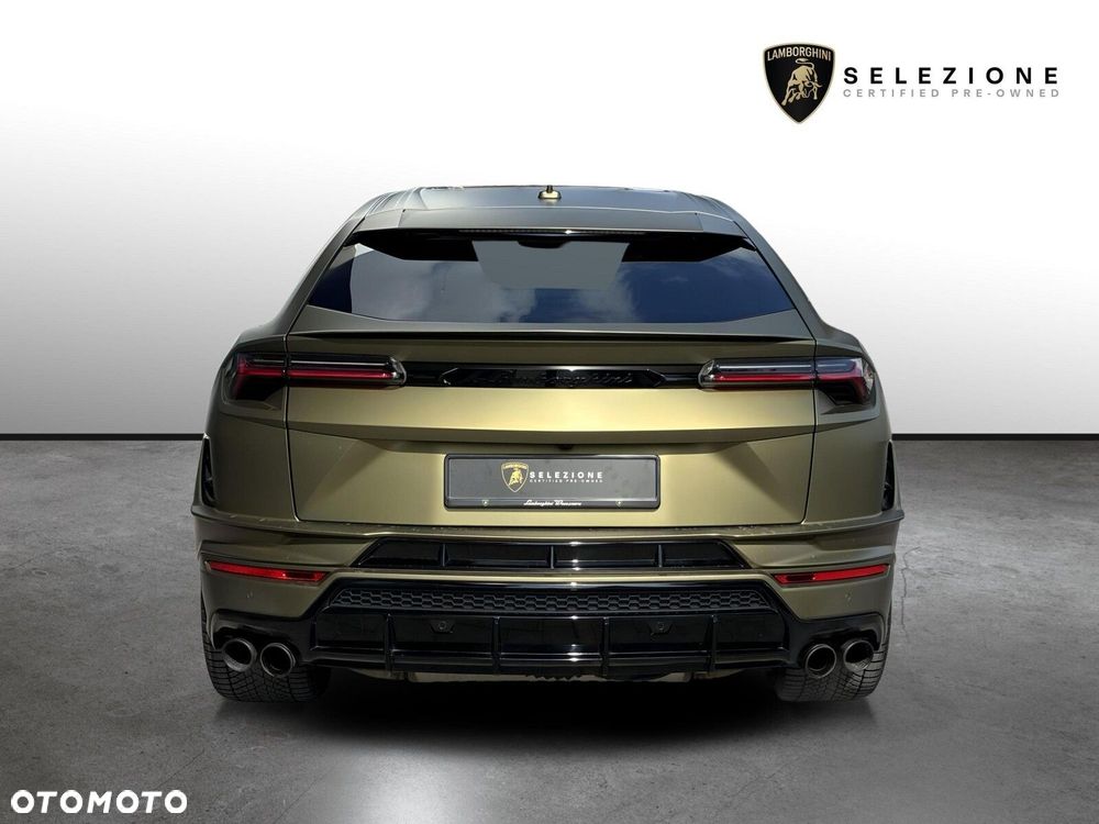 Lamborghini Urus - 4