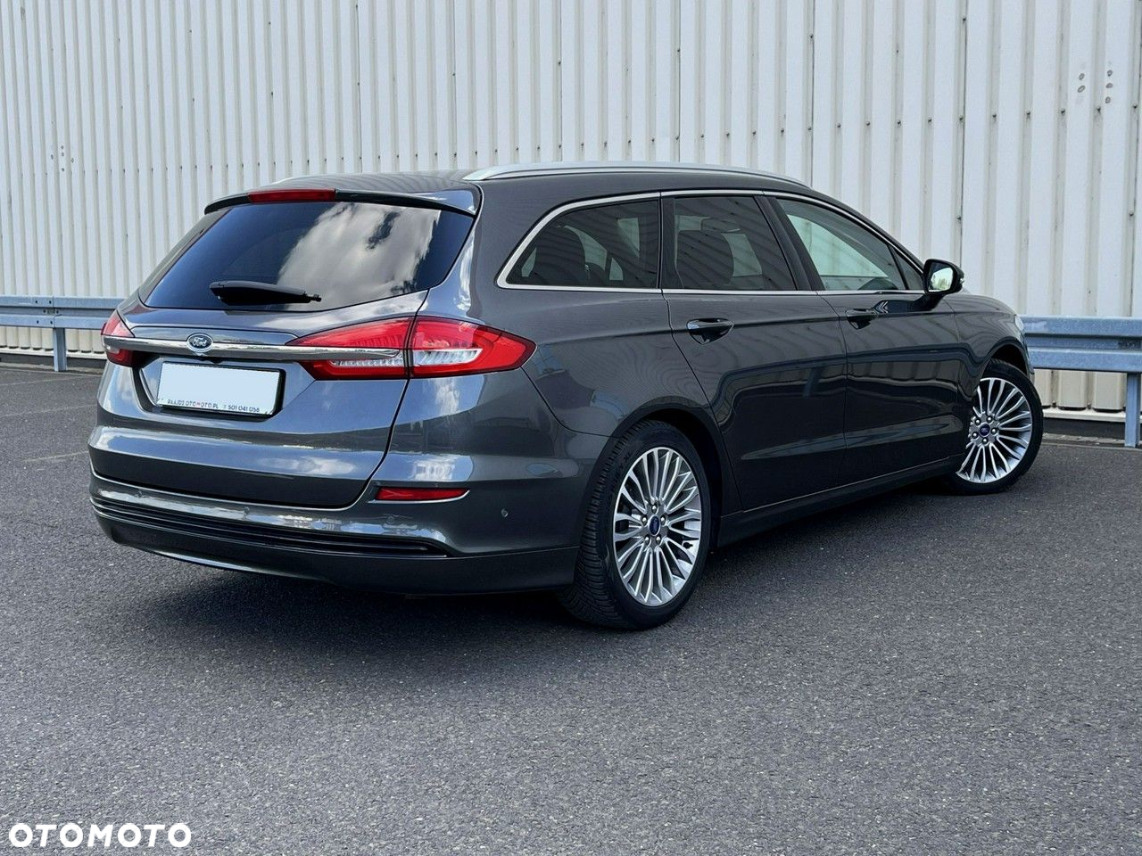 Ford Mondeo Turnier 2.0 Ti-VCT Hybrid Titanium - 9