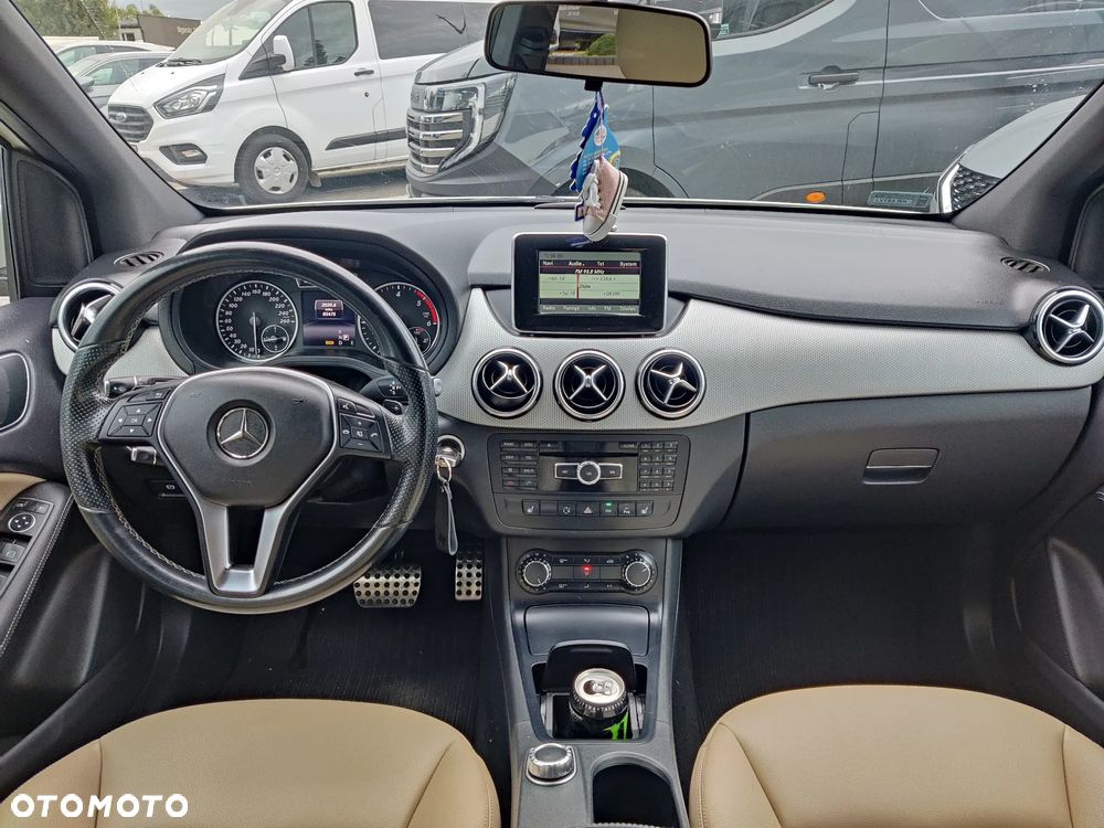 Mercedes-Benz Klasa B 220 d 7G-DCT AMG Line - 7