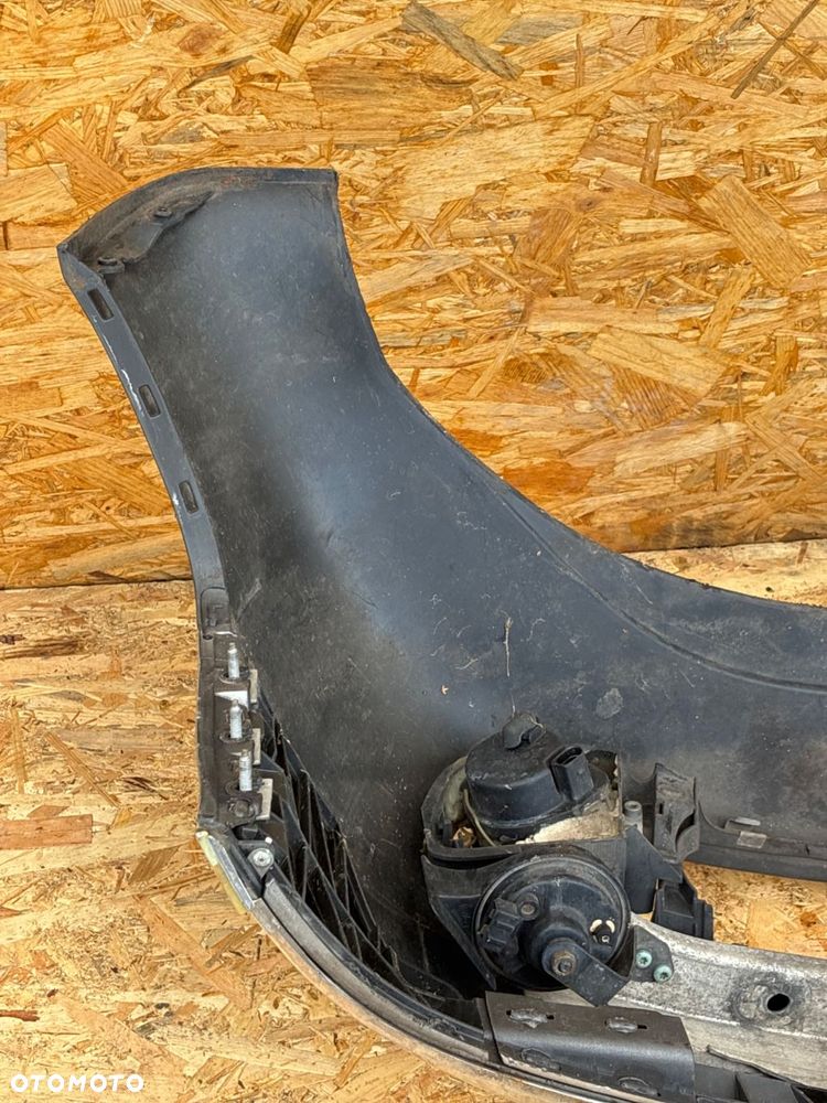 Audi A6 C5 ZDERZAK PRZÓD  PRZEDNI  HALOGEN Sprysk - 7