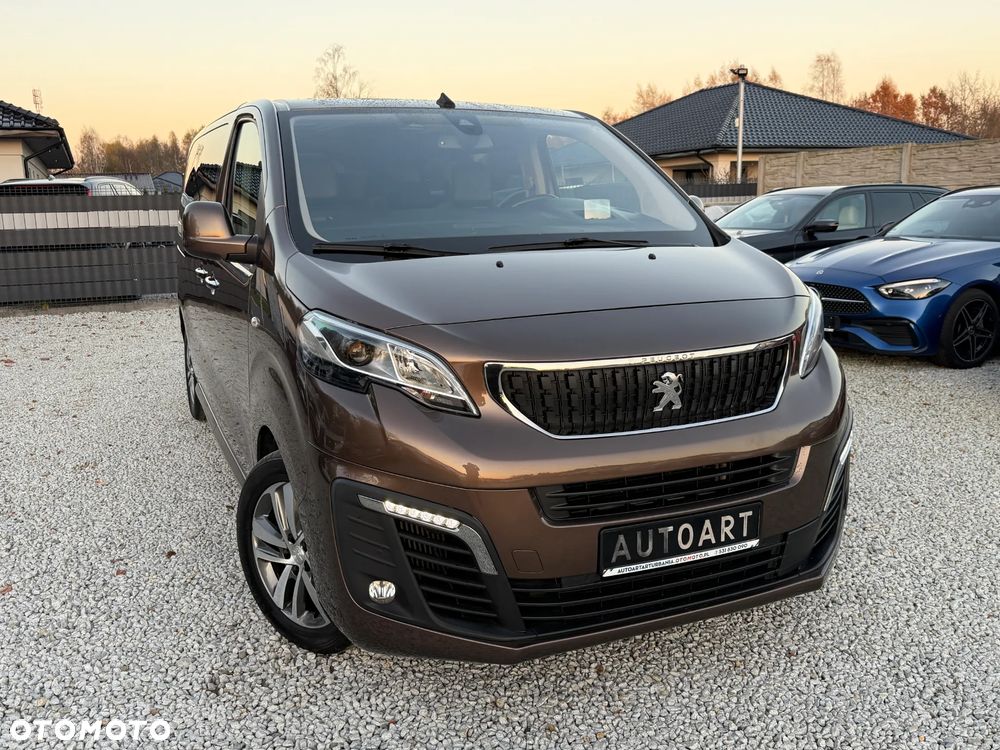 Peugeot Traveller 2.0 BlueHDi Compact Allure - 23