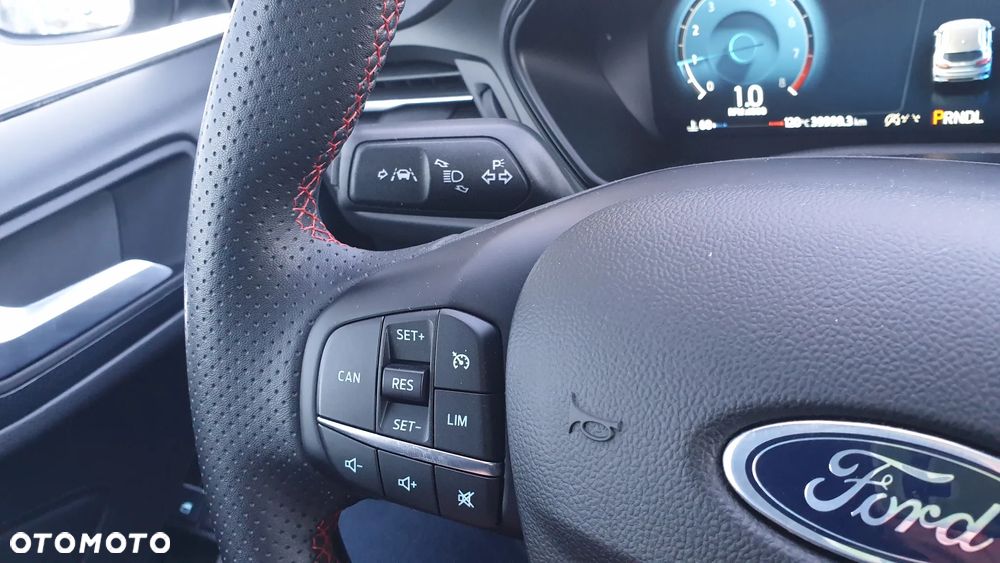 Ford Focus 1.0 EcoBoost mHEV ST-Line X - 22