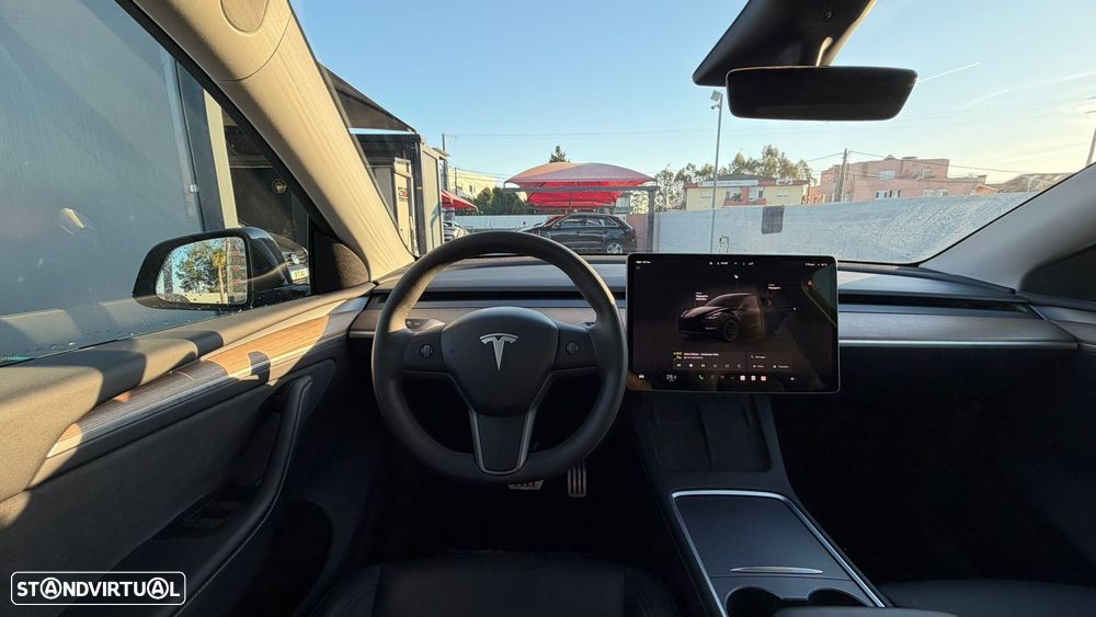 Tesla Model Y Performance Tração Integral - 24