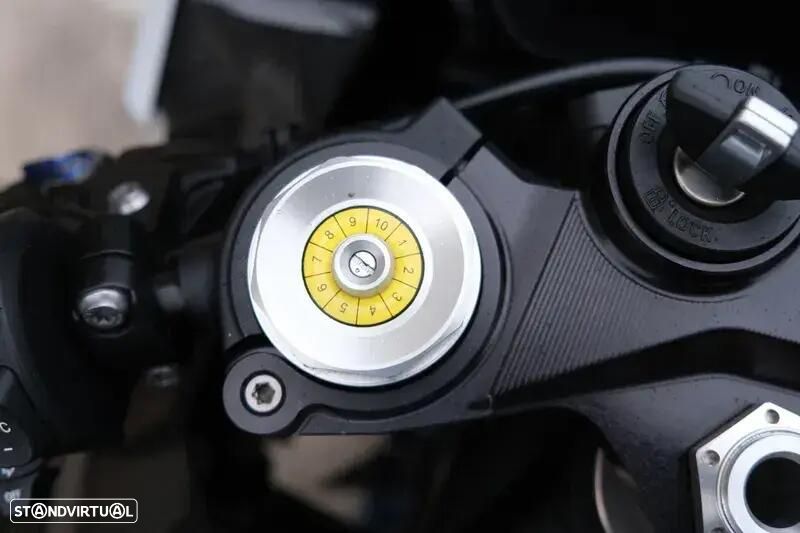 BMW M 1000 RR - 20