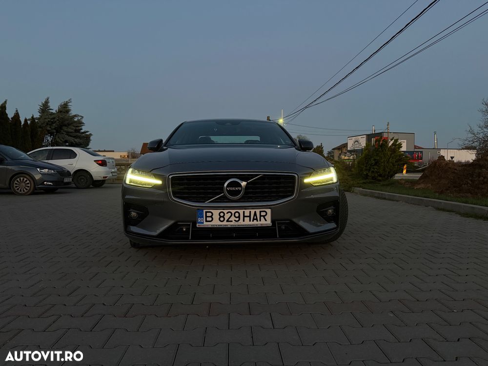 Volvo S60 T4 R-Design - 27