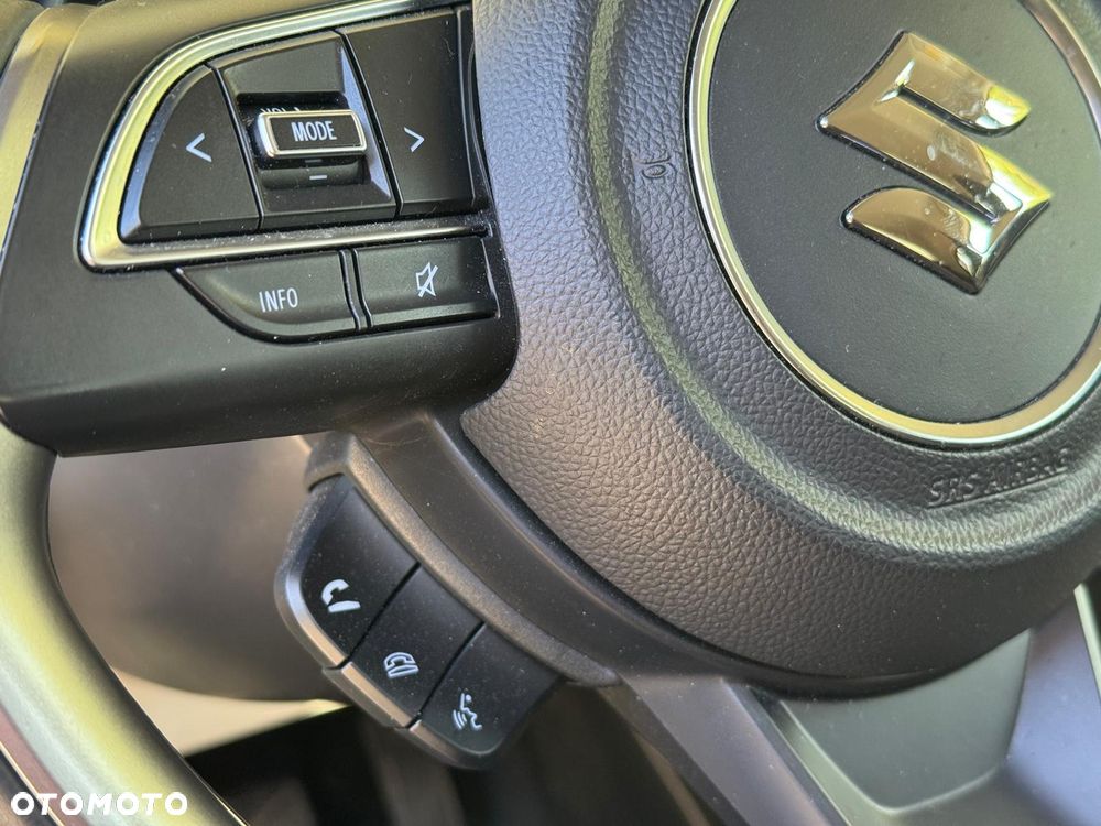 Suzuki Swift 1.2 Dualjet SHVS Premium Plus CVT - 10