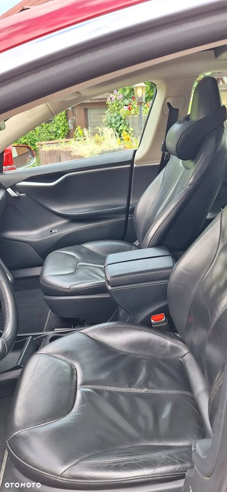 Tesla Model S Standard - 12