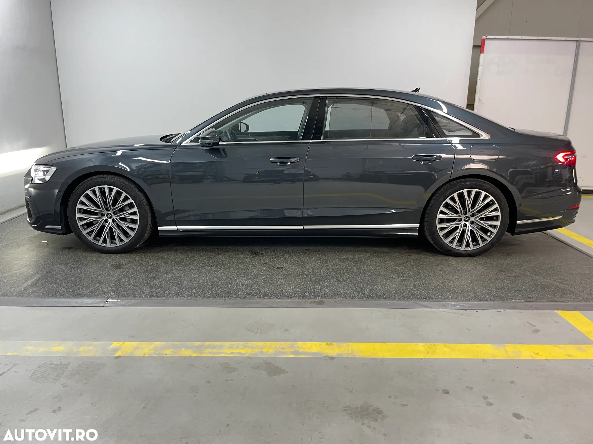 Audi A8 A8L 60 TFSI e quattro Tiptronic PHEV - 2