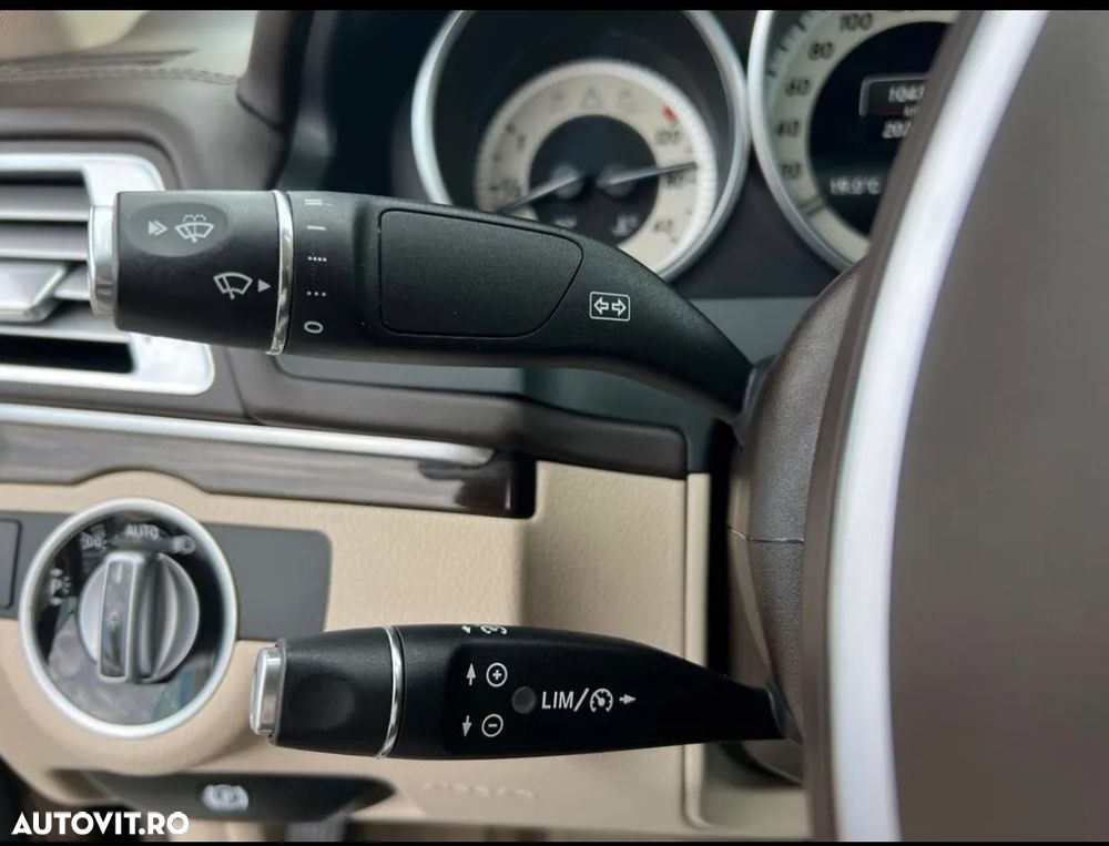 Mercedes-Benz E - 15
